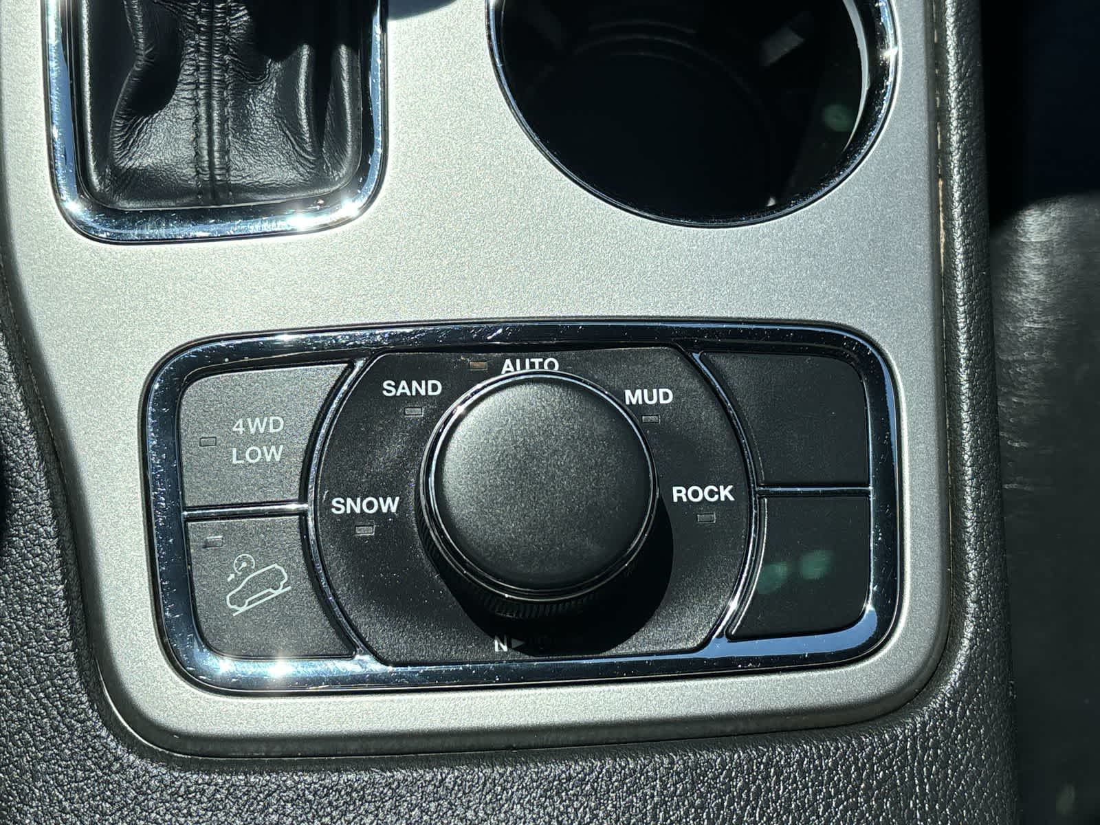 Thumbnail: 2019 Jeep Grand Cherokee - 27