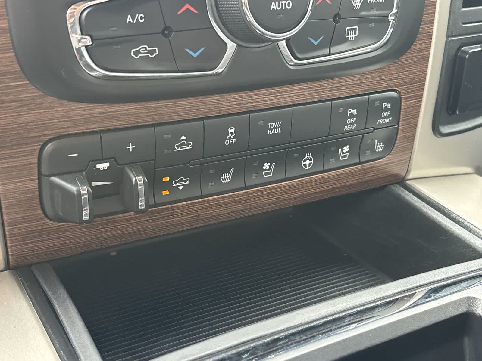 Thumbnail: 2015 RAM 1500 - 26