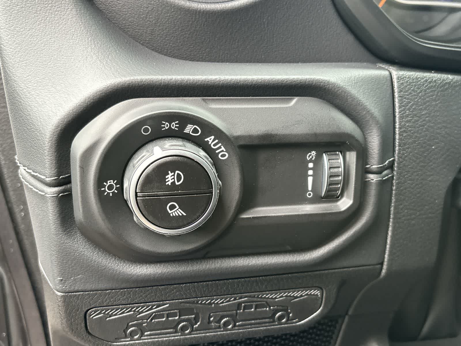 Thumbnail: 2026 Jeep Gladiator - 11