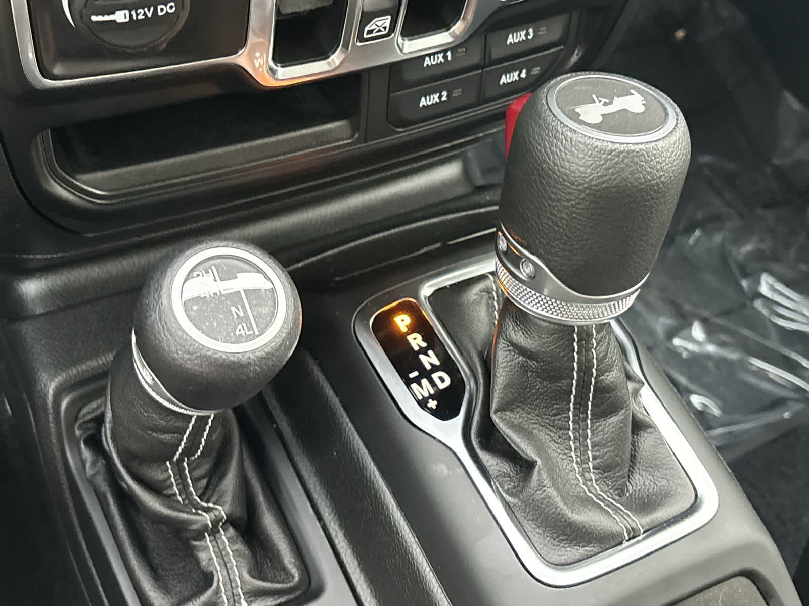 Thumbnail: 2022 Jeep Gladiator - 28