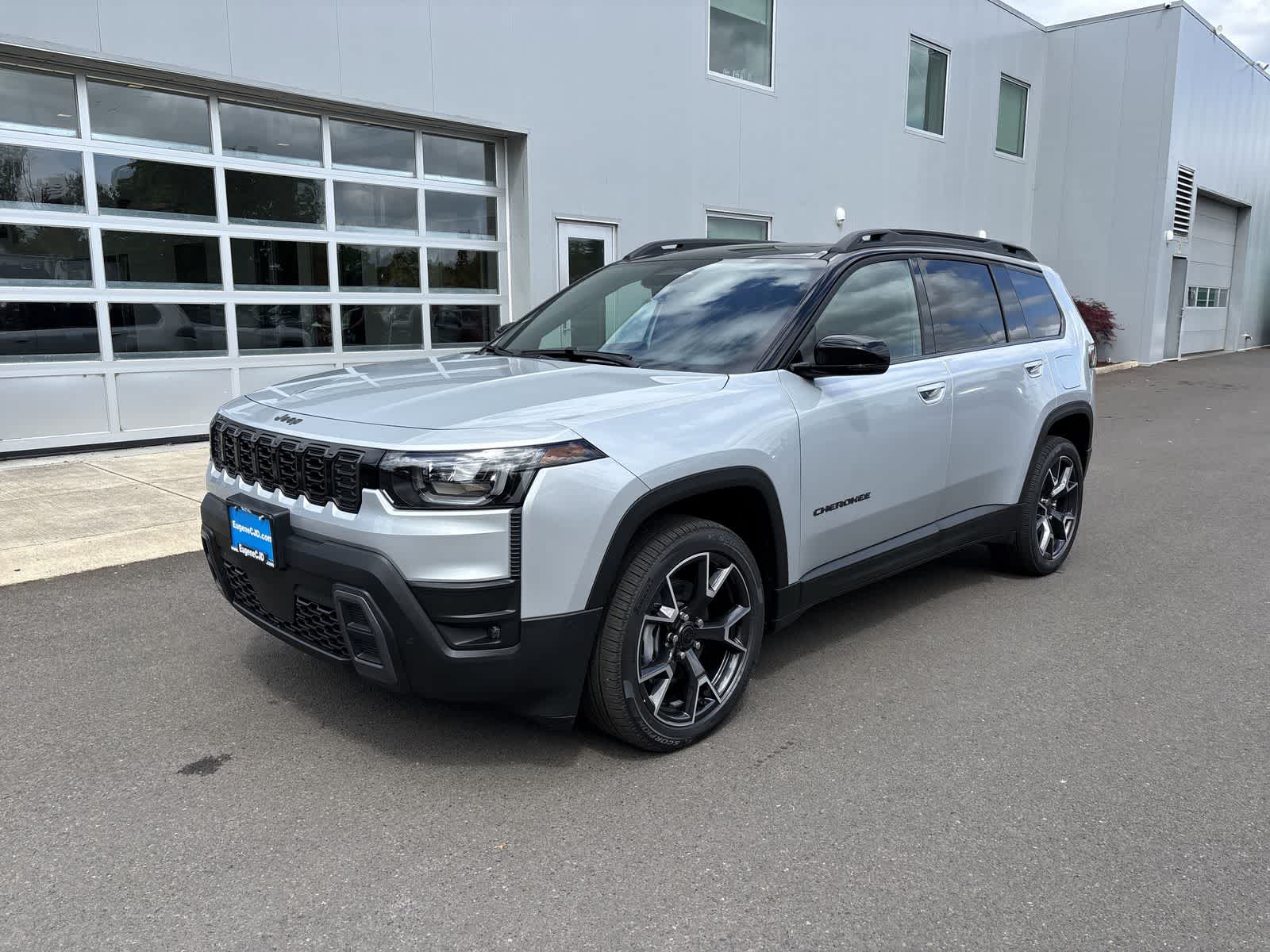 2026 Jeep Cherokee Overland HEV 4X4's photo