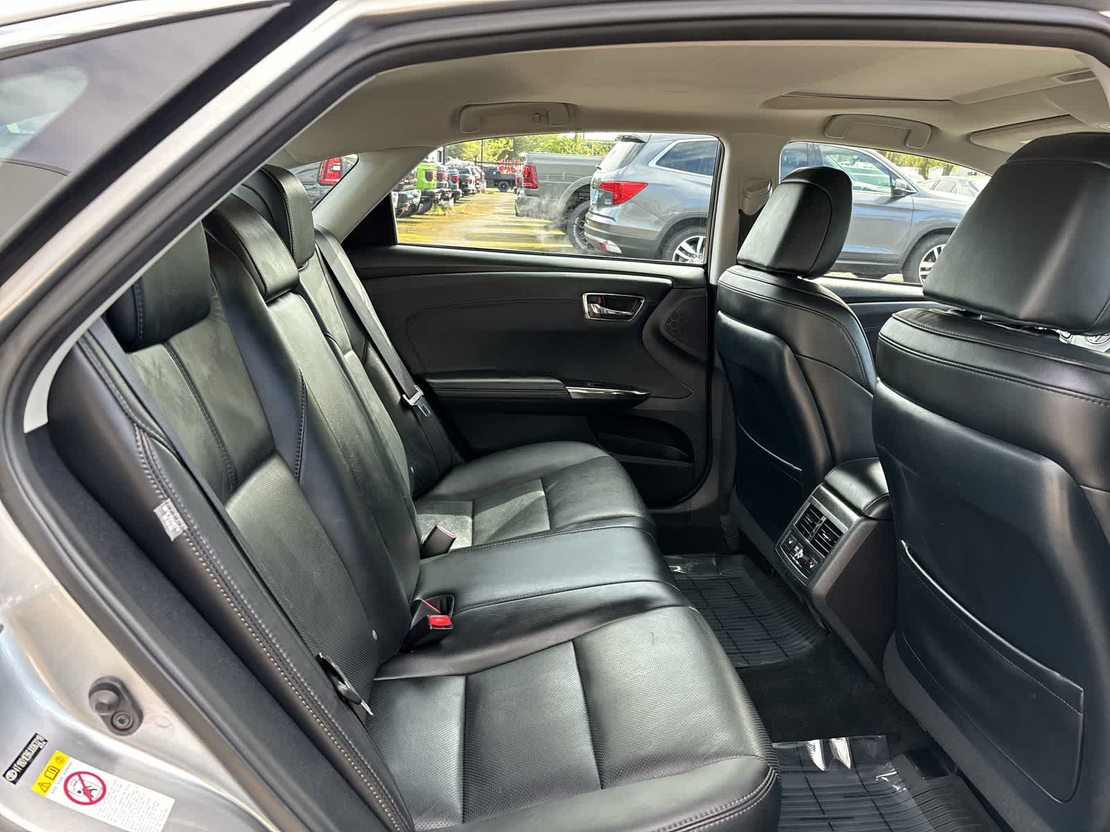 Thumbnail: 2018 Toyota Avalon - 6