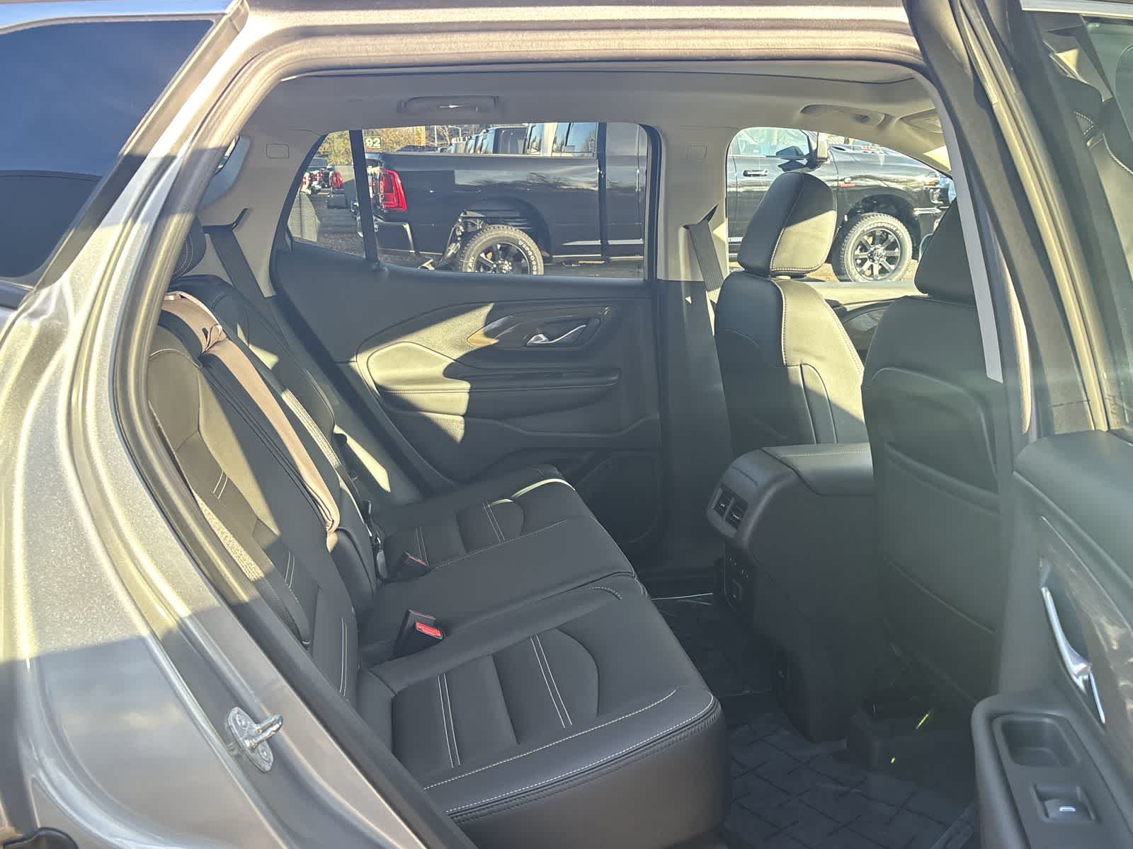 Thumbnail: 2023 GMC Terrain - 10