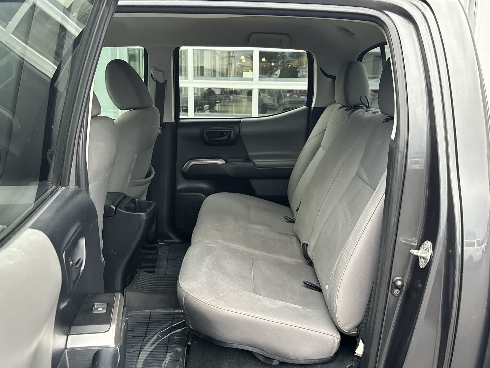 Thumbnail: 2018 Toyota Tacoma - 11