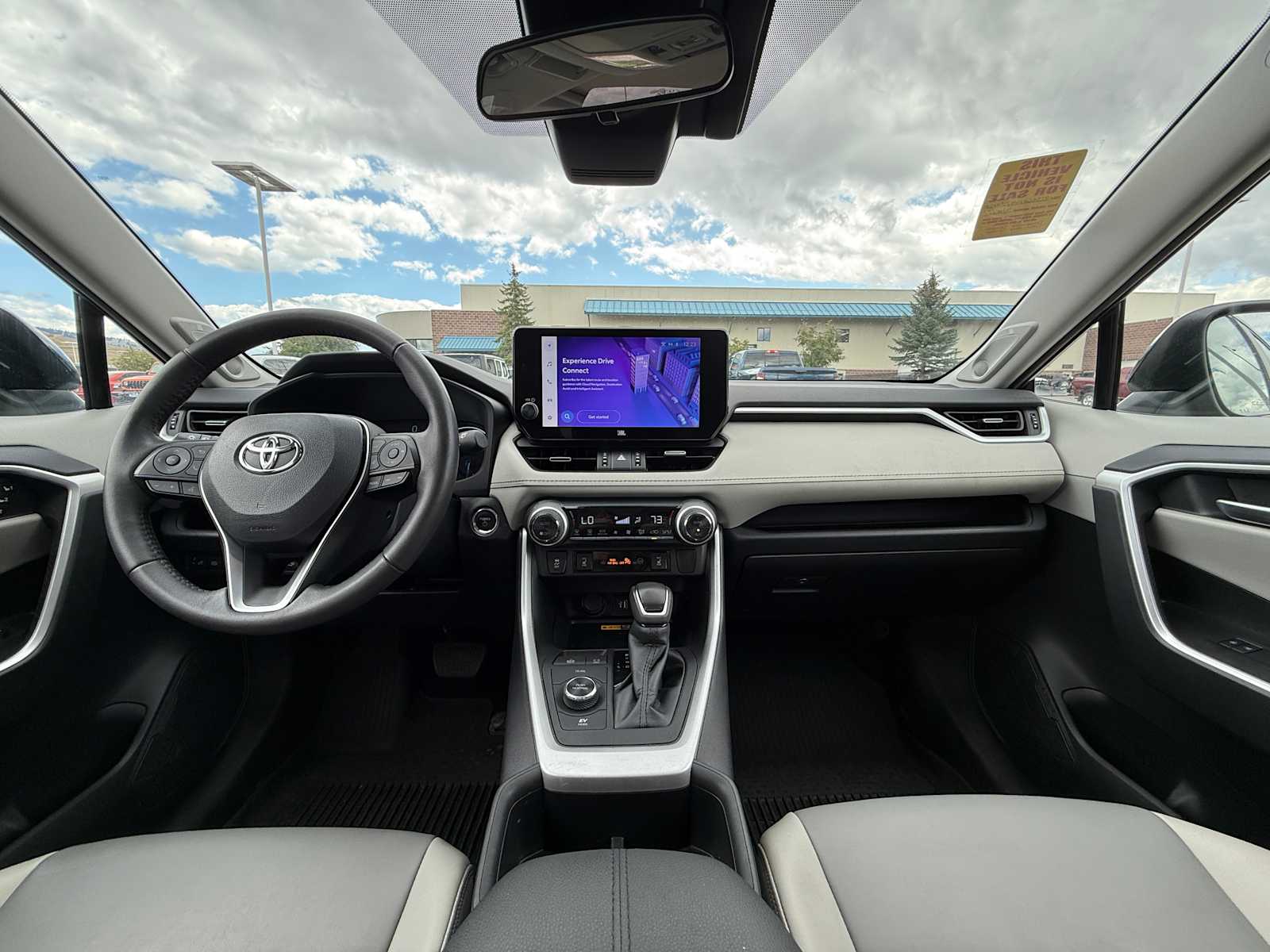 Thumbnail: 2023 Toyota RAV4 - 26