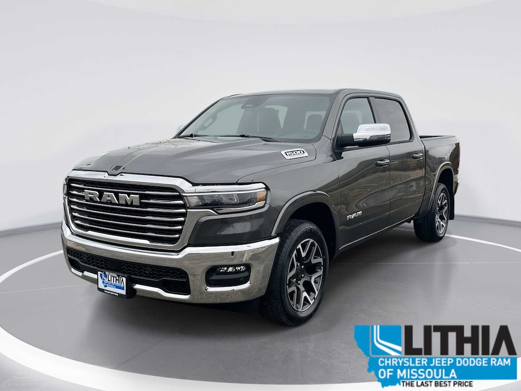 New 2026 Ram 1500 LARAMIE CREW CAB 4X4 5'7 BOX Pickup