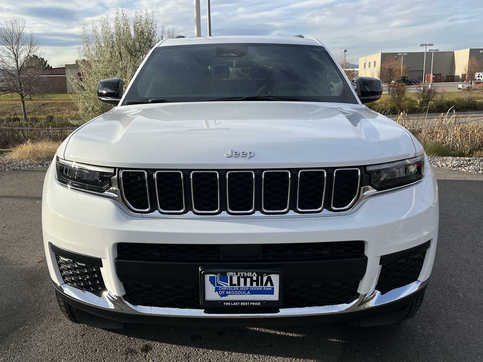 Thumbnail: 2025 Jeep Grand Cherokee - 6