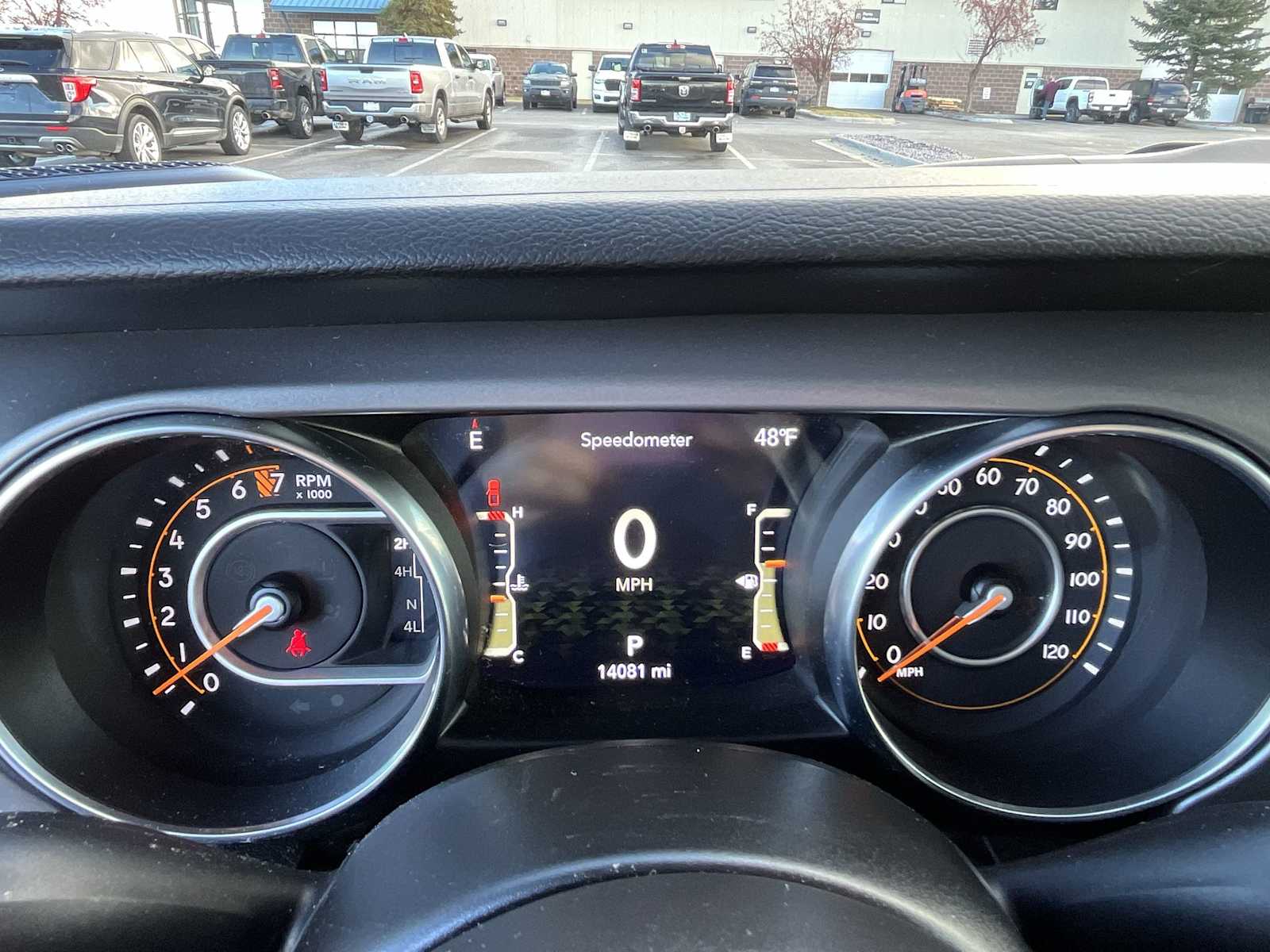 Thumbnail: 2023 Jeep Gladiator - 18