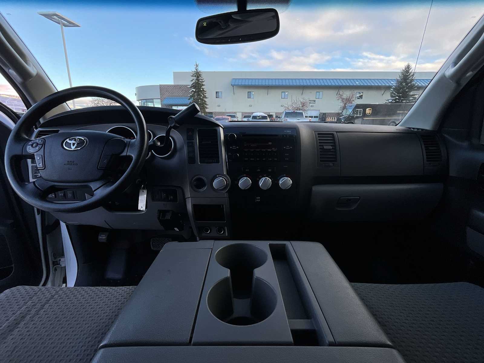 Thumbnail: 2011 Toyota Tundra - 10
