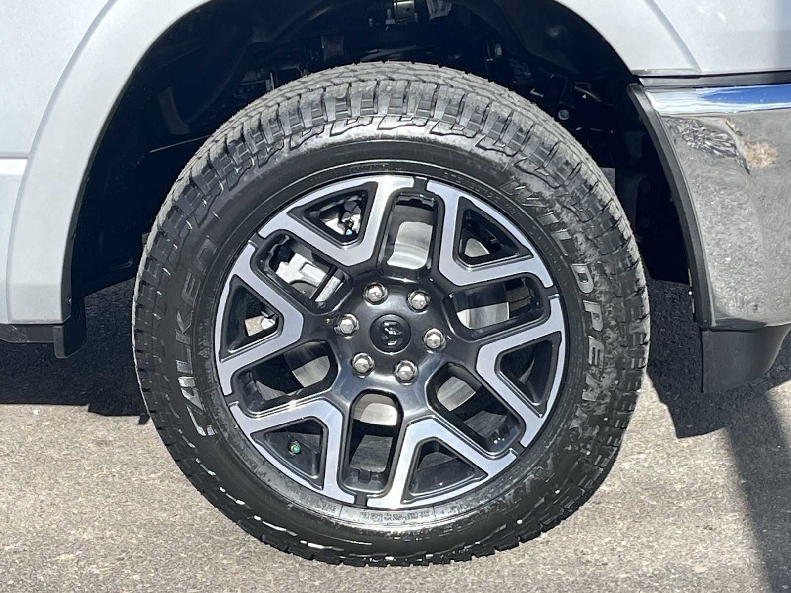 Thumbnail: 2026 RAM 1500 - 8