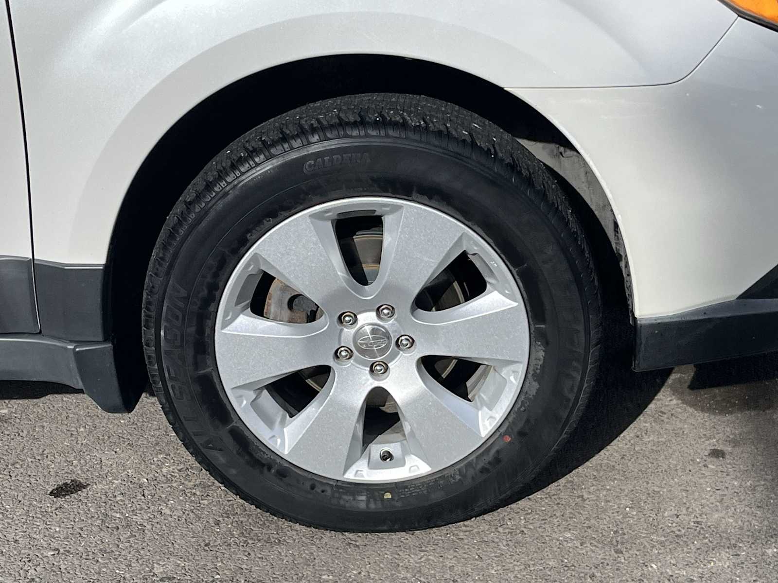 Thumbnail: 2010 Subaru Outback - 8