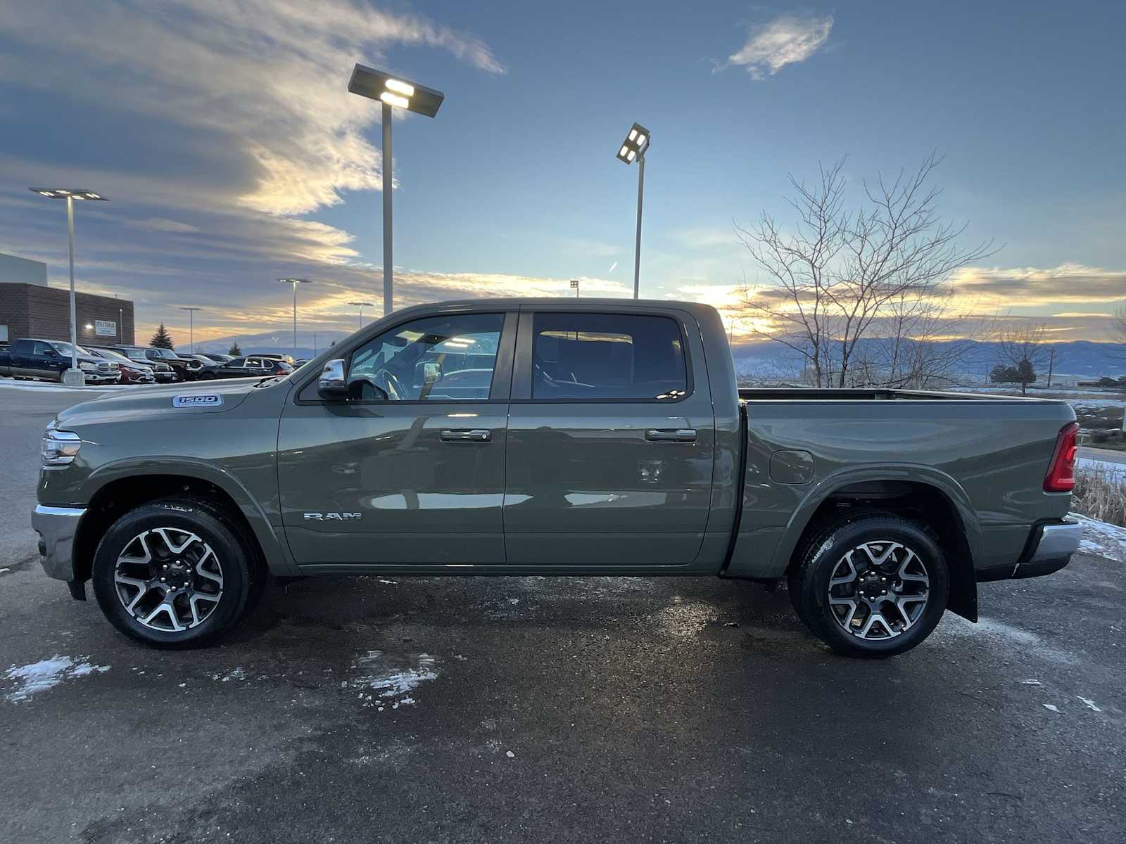 Thumbnail: 2026 RAM 1500 - 3