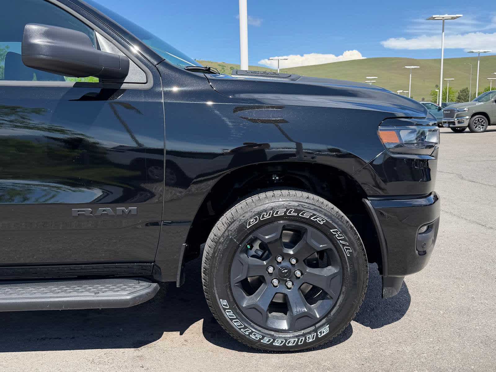Thumbnail: 2026 RAM 1500 - 9