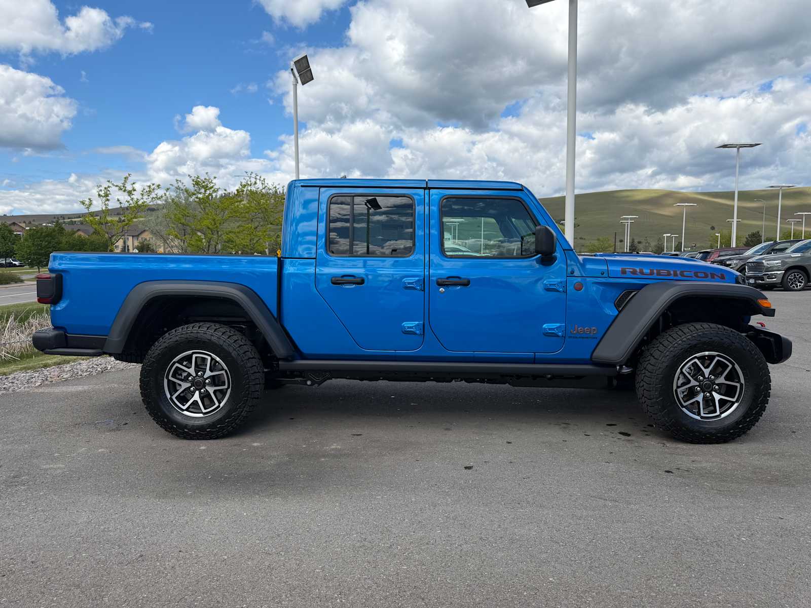 Thumbnail: 2026 Jeep Gladiator - 5