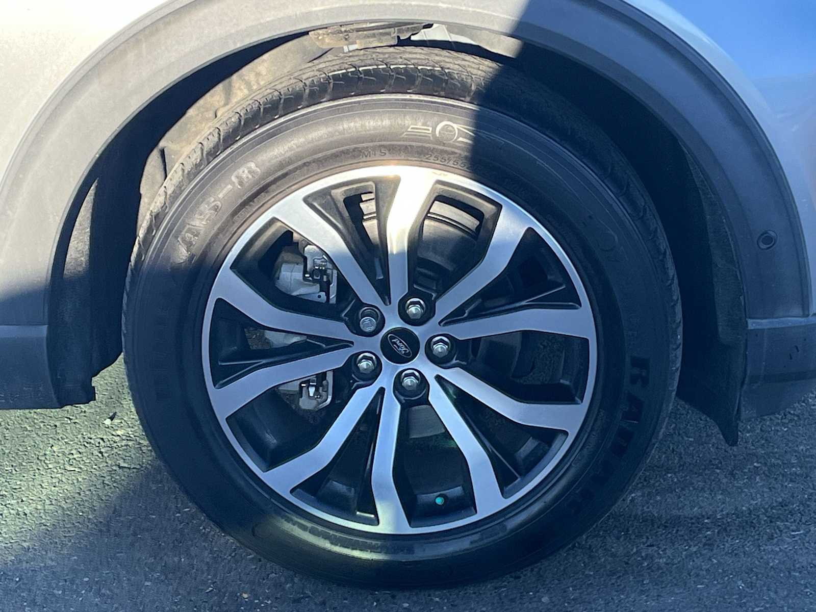 Thumbnail: 2020 Ford Explorer - 8