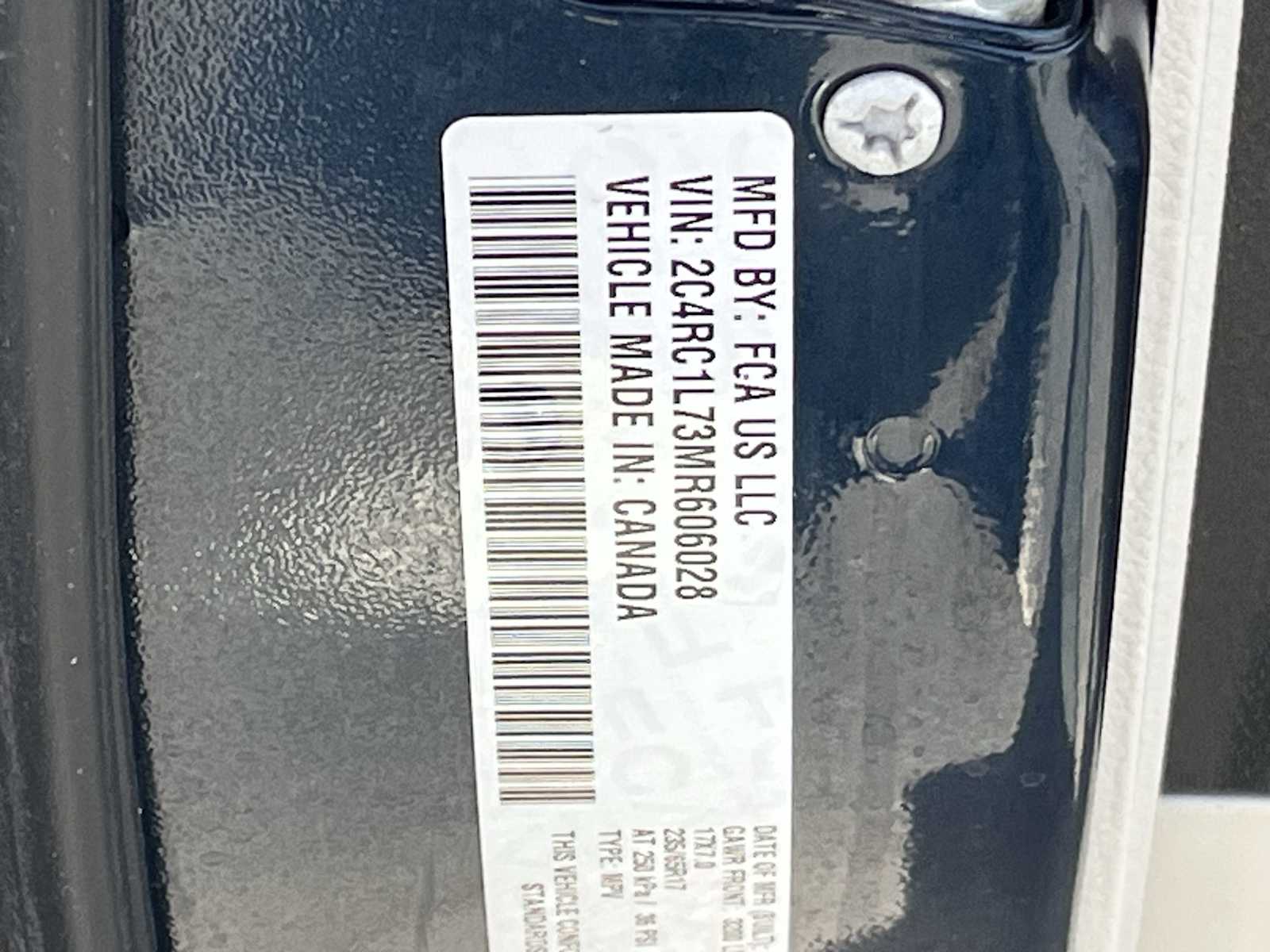Thumbnail: 2021 Chrysler Pacifica - 21