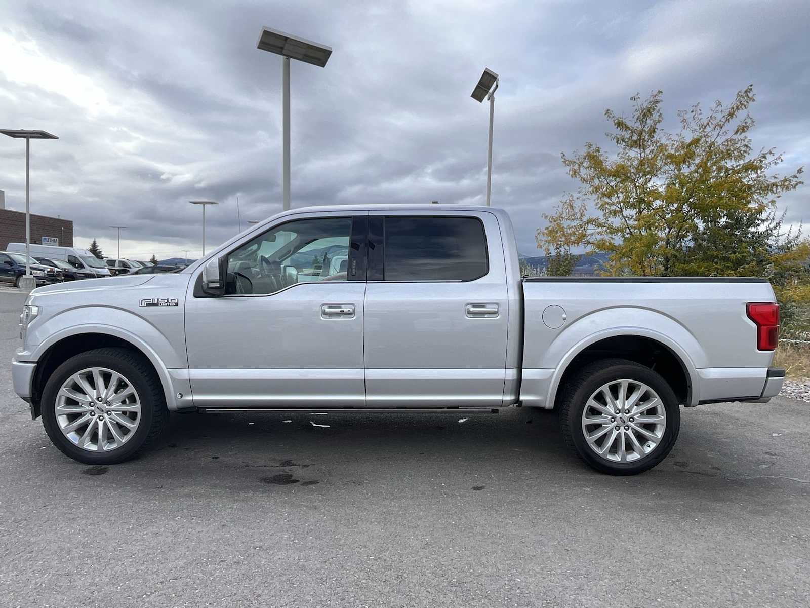 2019 Ford F-150 Limited photo 3