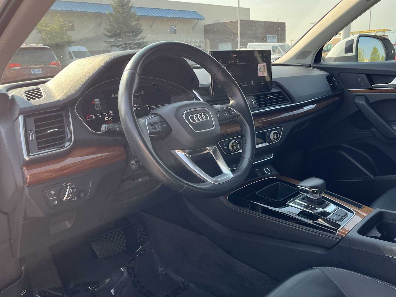 Thumbnail: 2023 Audi Q5 - 2