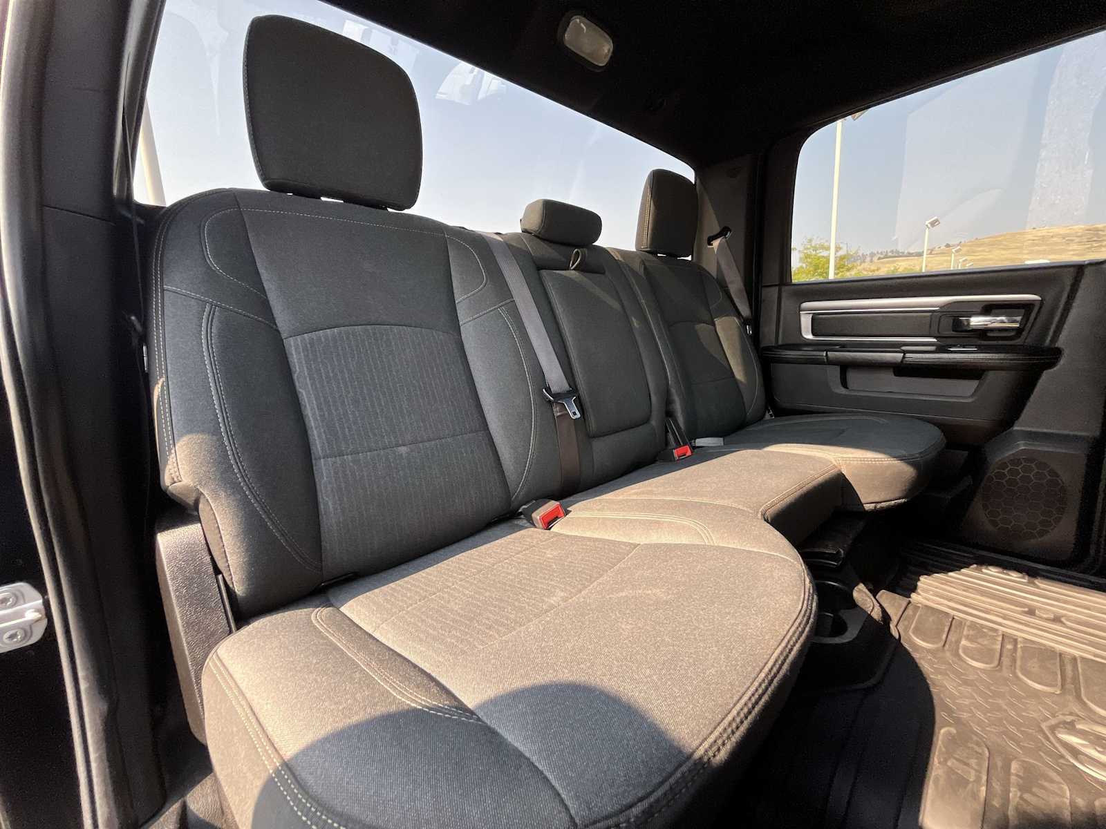 Thumbnail: 2021 RAM 1500 Classic - 13