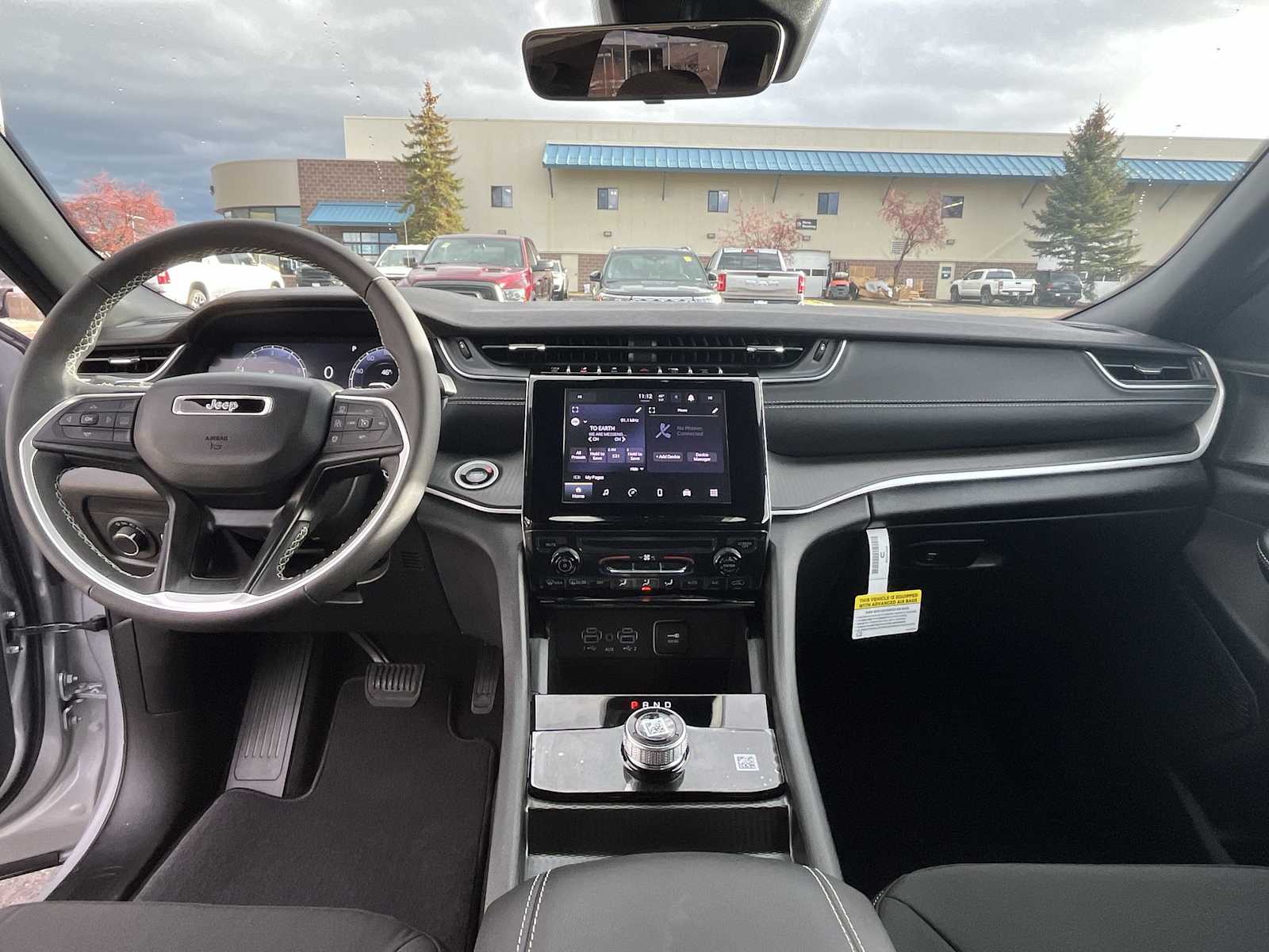 Thumbnail: 2025 Jeep Grand Cherokee - 10