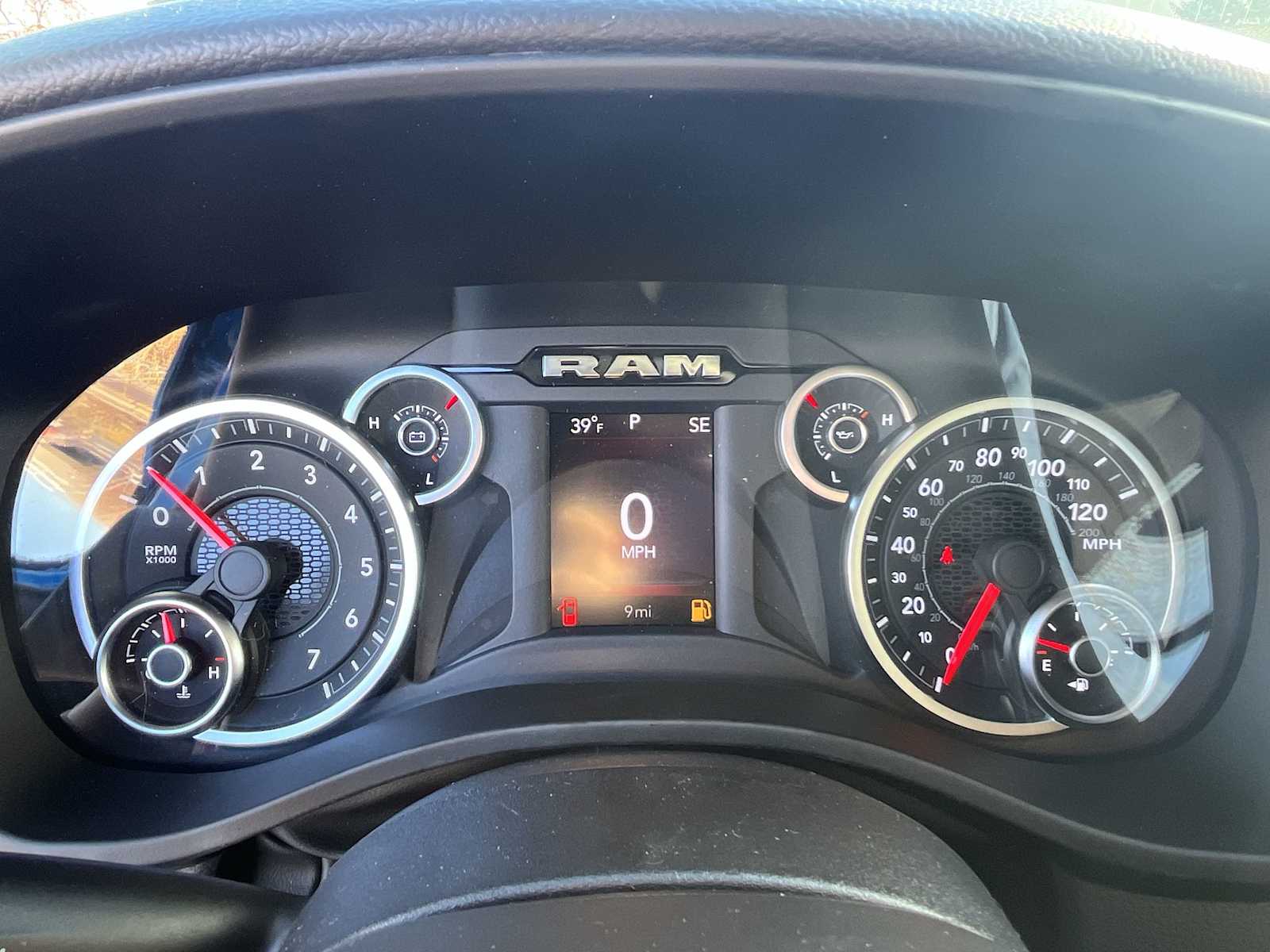 Thumbnail: 2026 RAM 1500 - 18