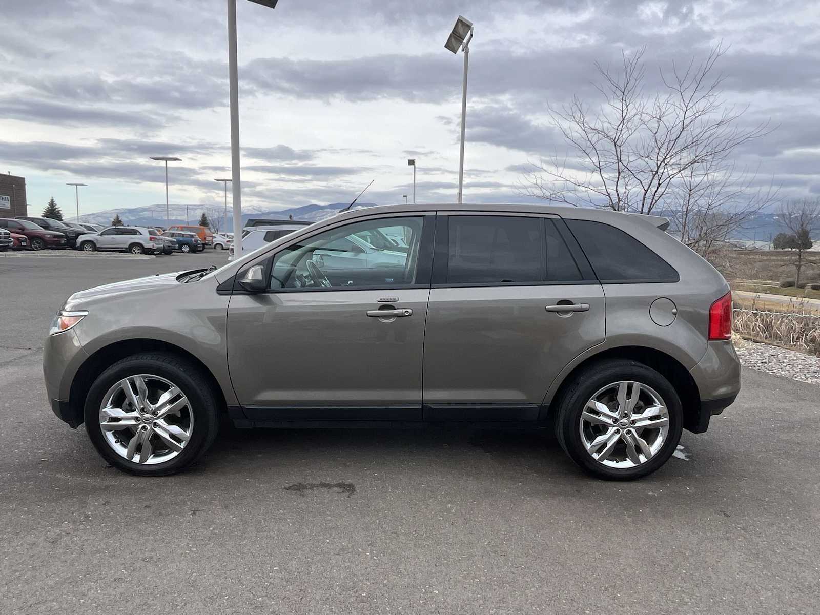 Thumbnail: 2014 Ford Edge - 3