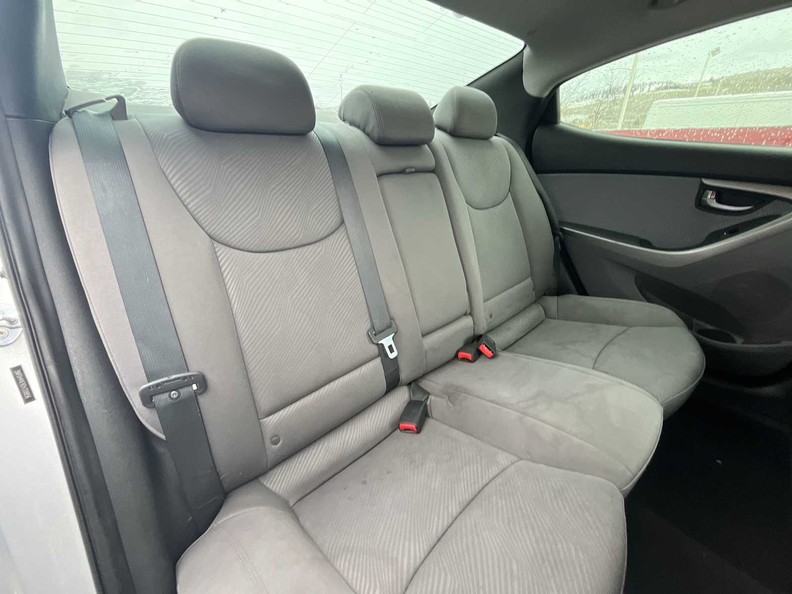 Thumbnail: 2013 Hyundai Elantra - 13