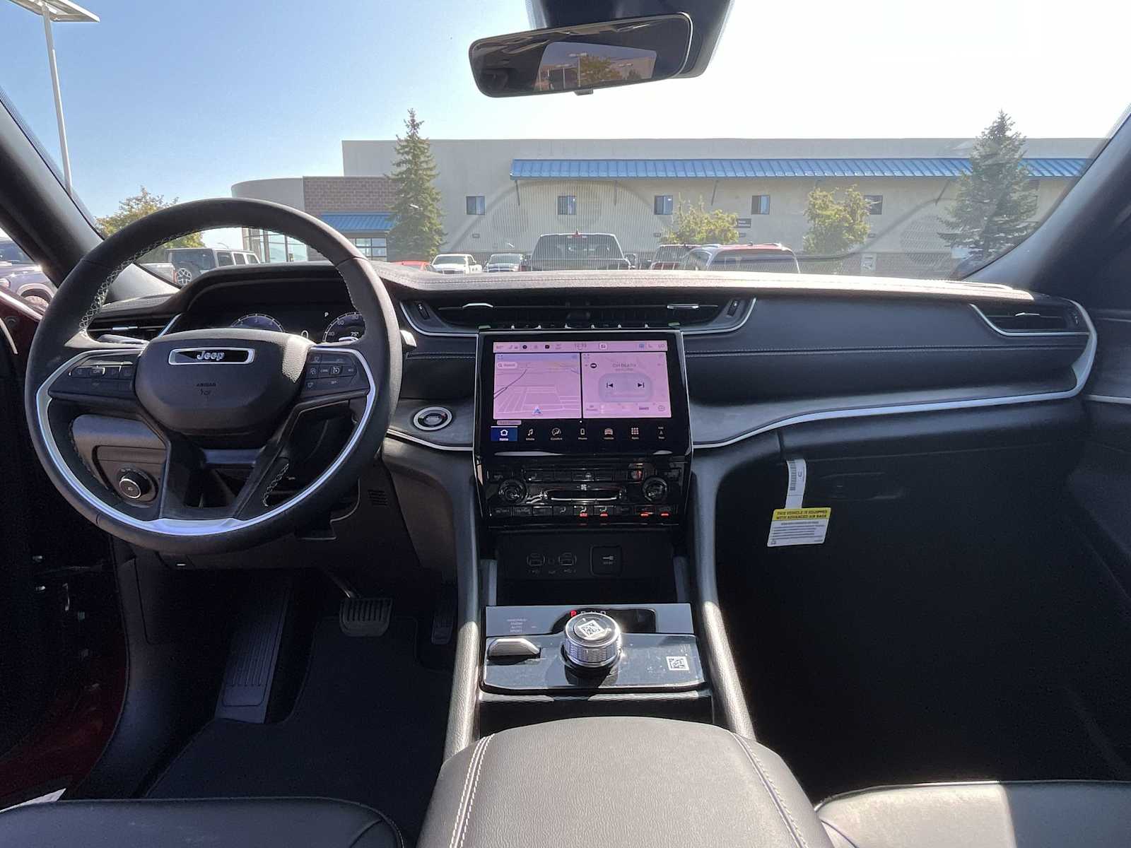 Thumbnail: 2025 Jeep Grand Cherokee - 10