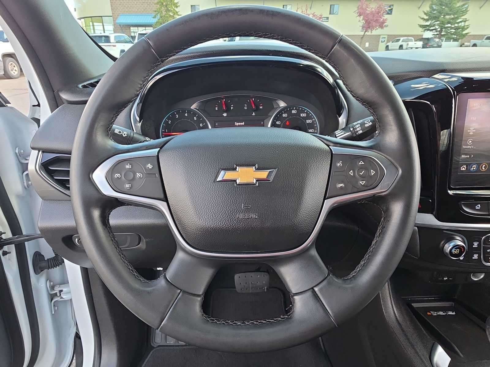 Thumbnail: 2023 Chevrolet Traverse - 15
