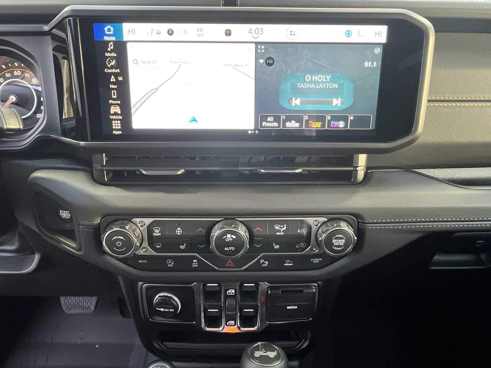 Thumbnail: 2026 Jeep Wrangler - 16