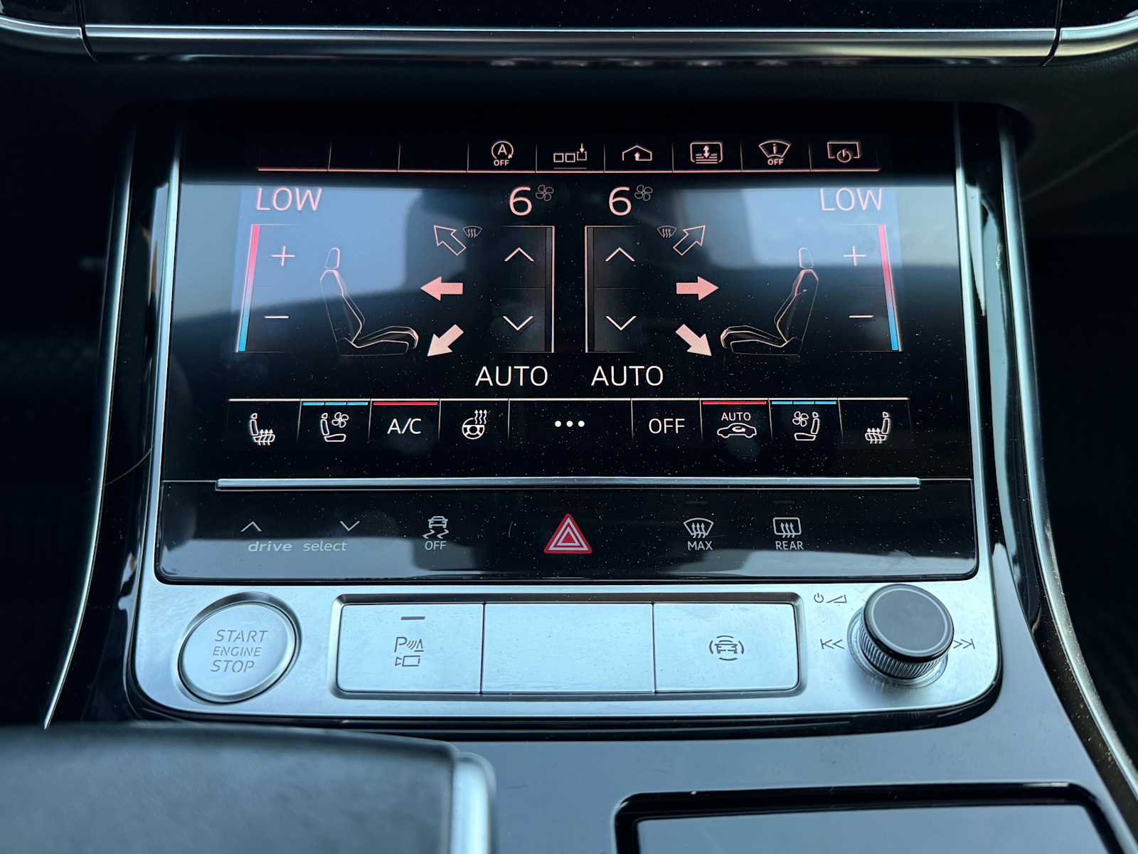 Thumbnail: 2020 Audi A8 - 17