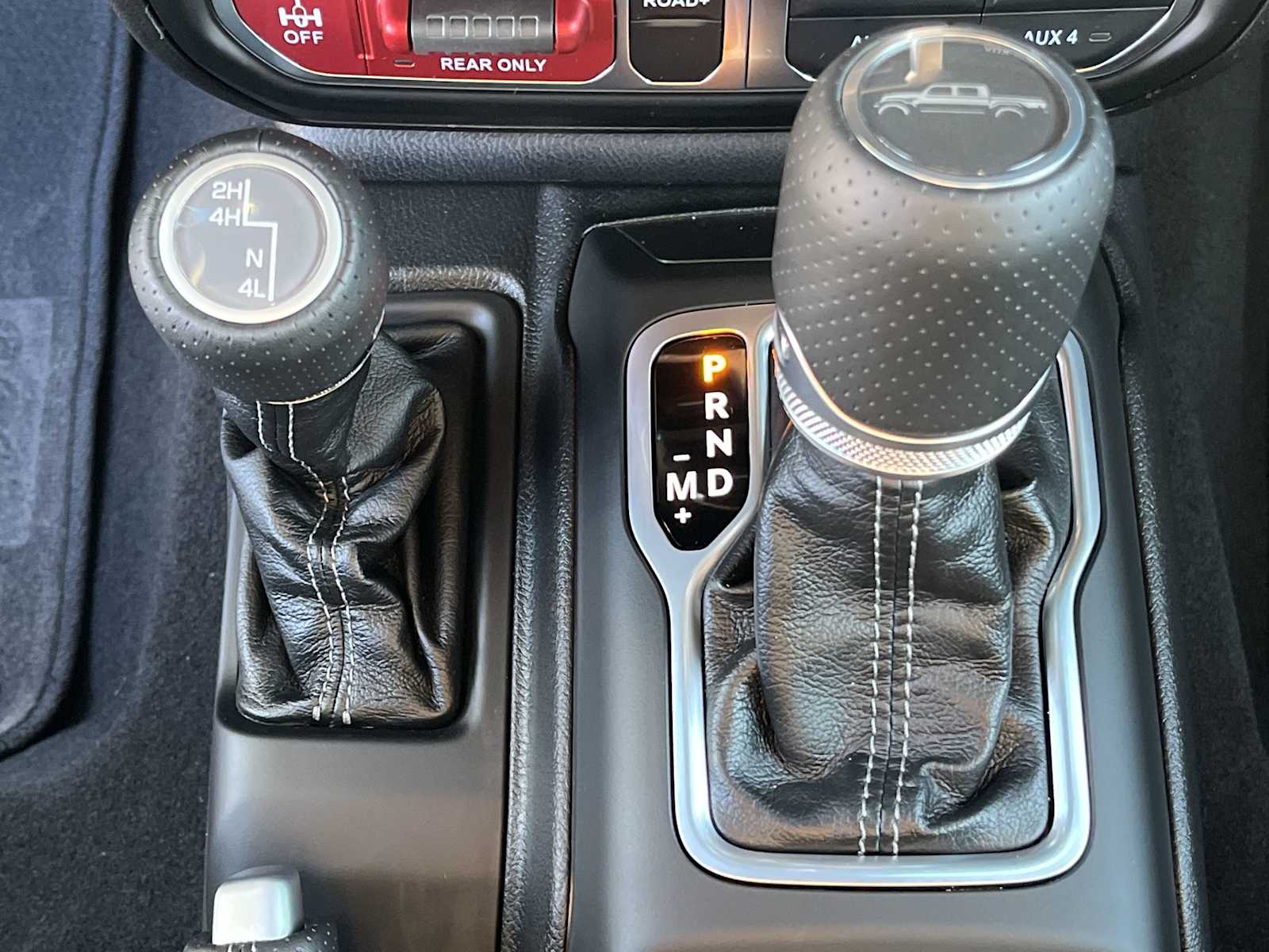 Thumbnail: 2026 Jeep Gladiator - 17