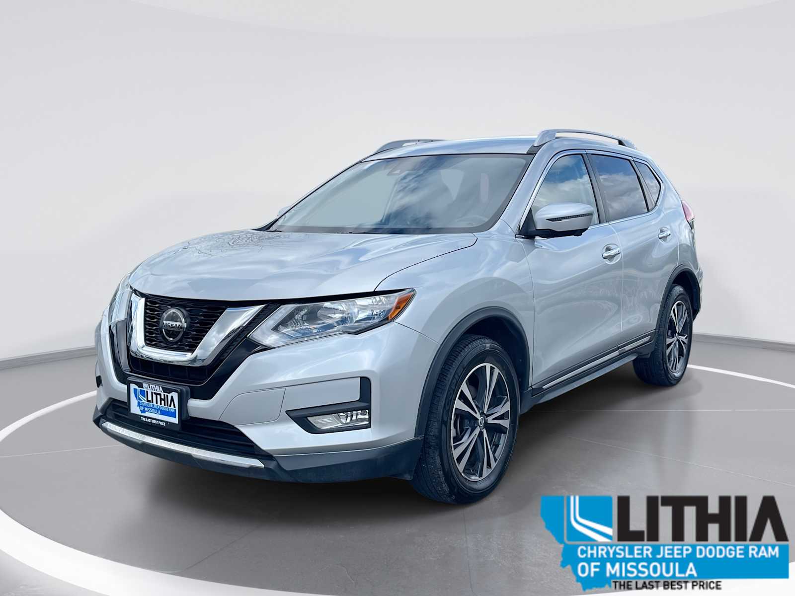 Thumbnail: 2018 Nissan Rogue - 1