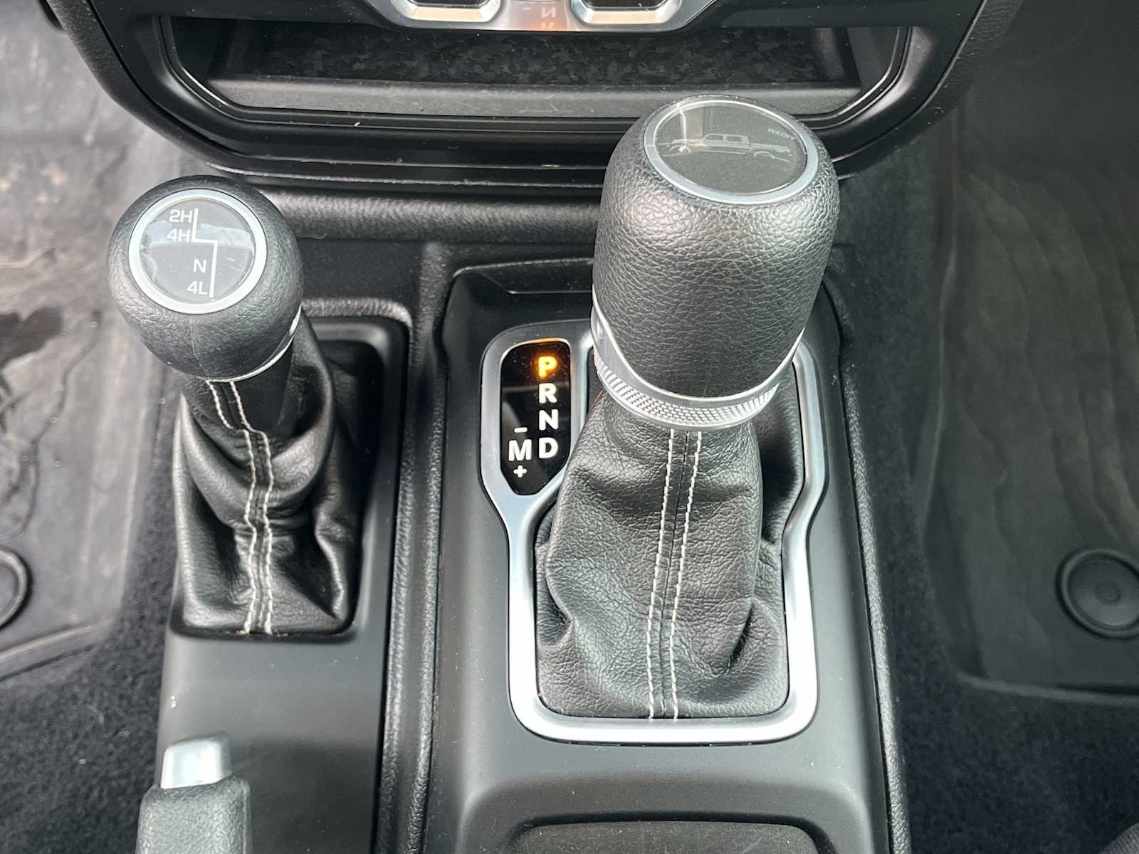 Thumbnail: 2020 Jeep Gladiator - 17