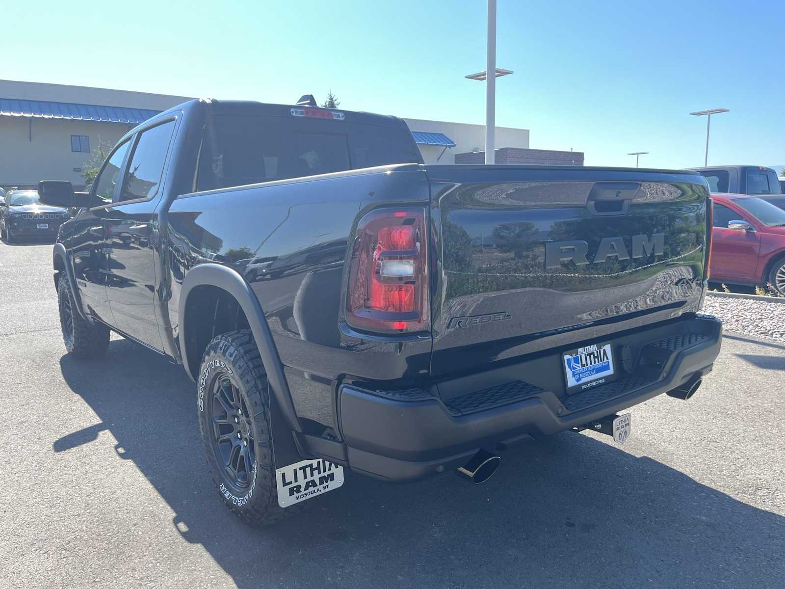 Thumbnail: 2026 RAM 1500 - 4