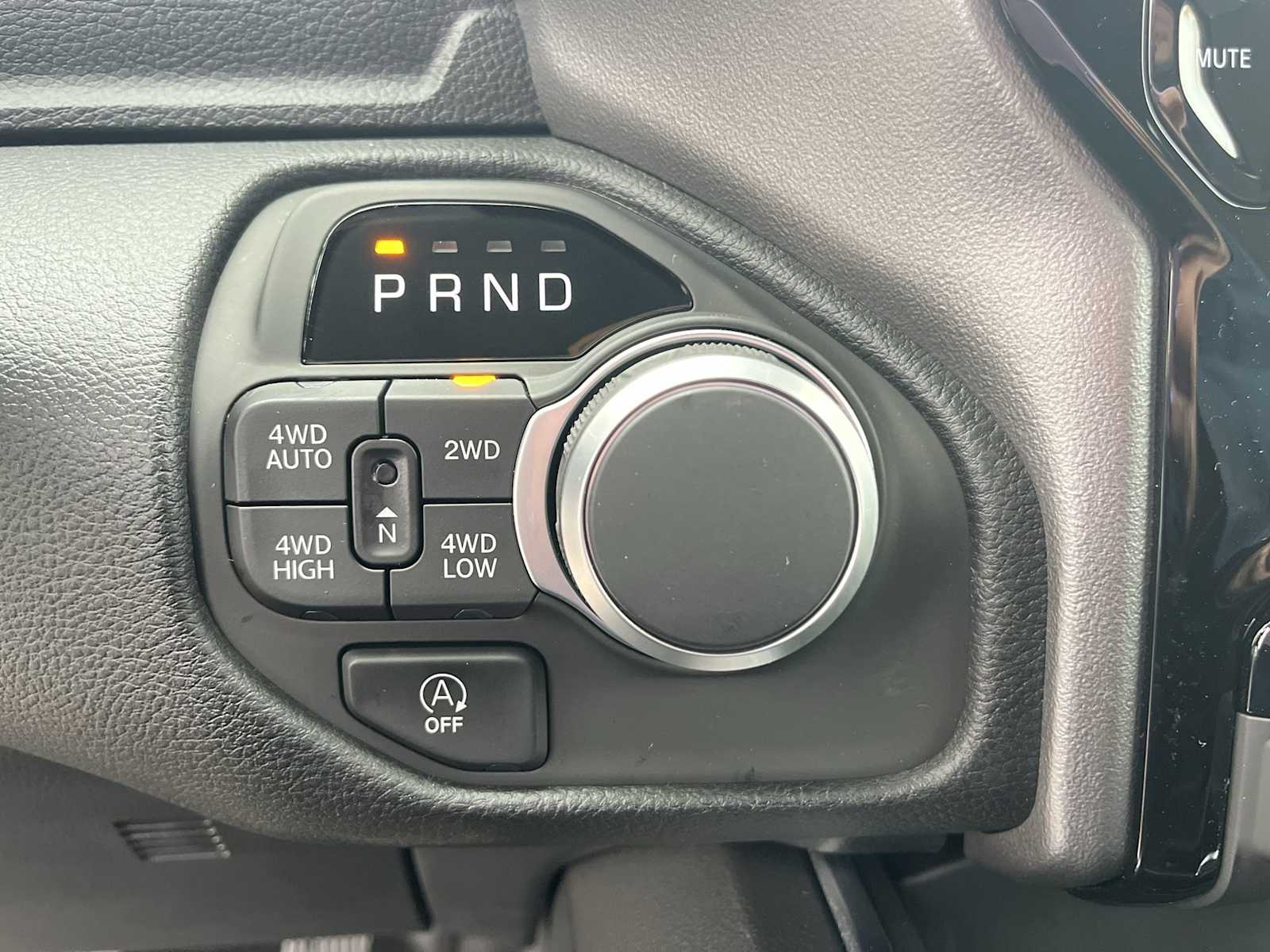 Thumbnail: 2026 RAM 1500 - 17