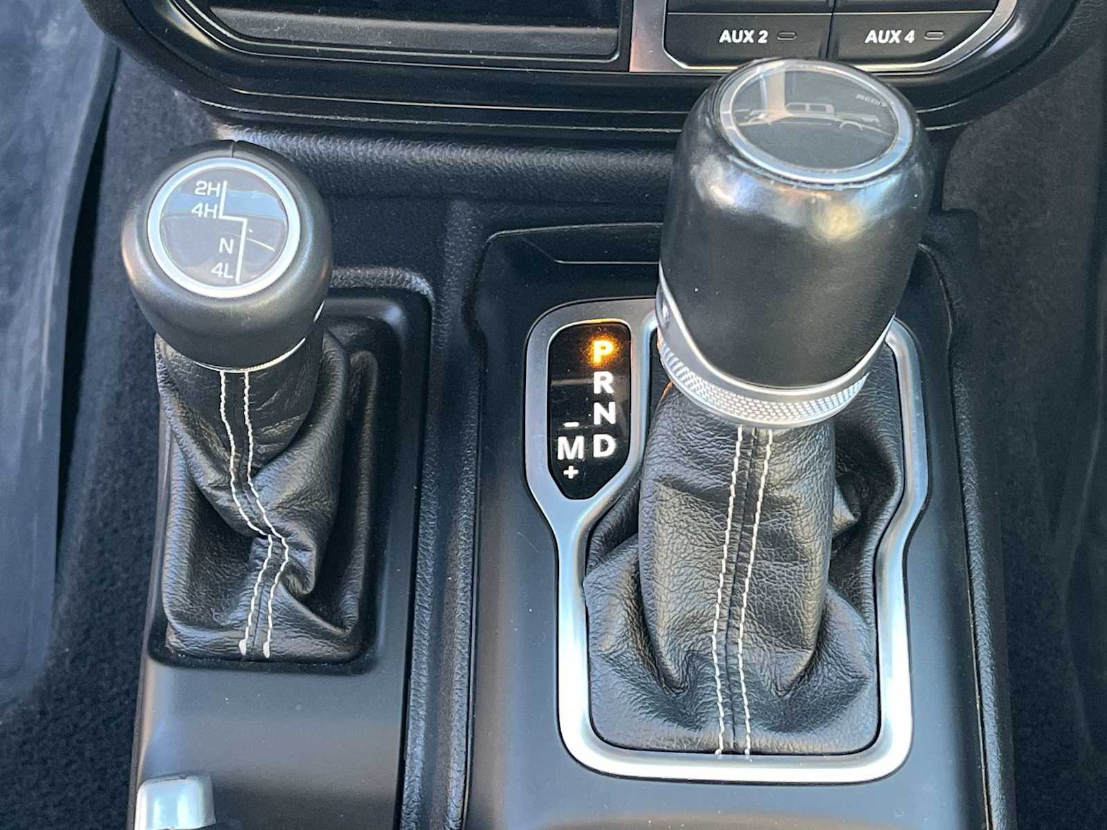 Thumbnail: 2020 Jeep Gladiator - 17