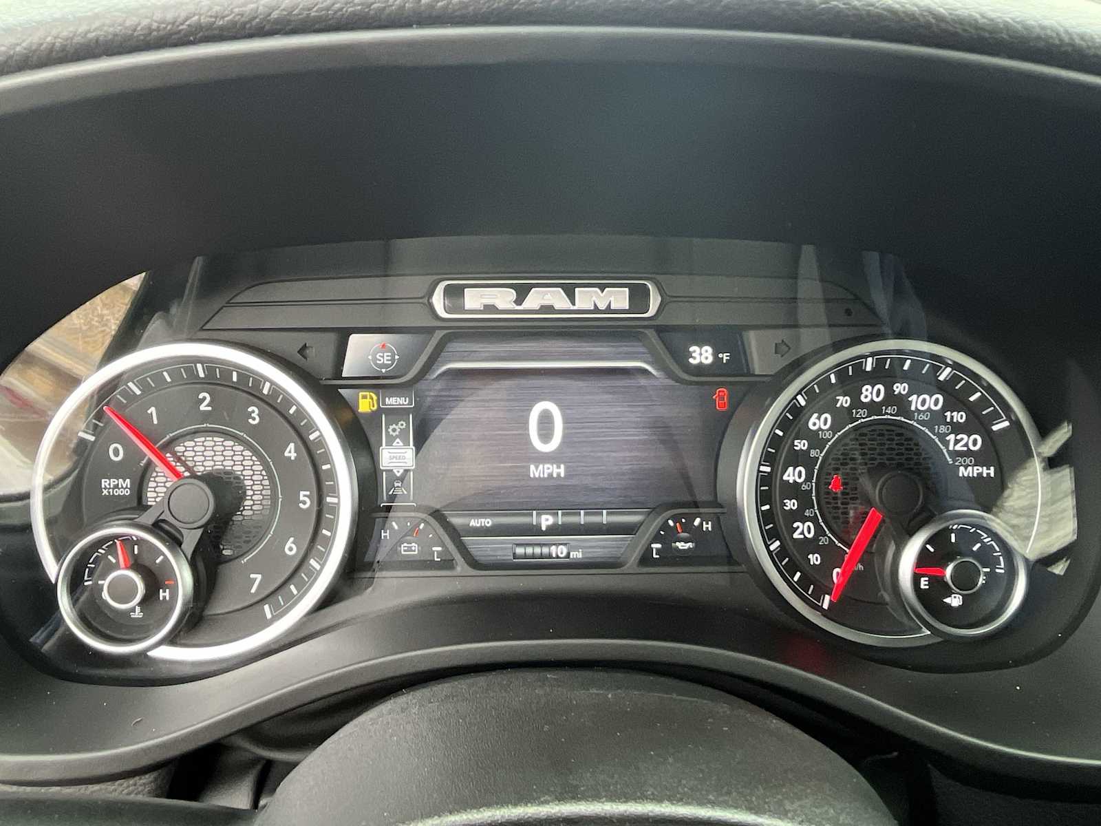 Thumbnail: 2026 RAM 1500 - 18