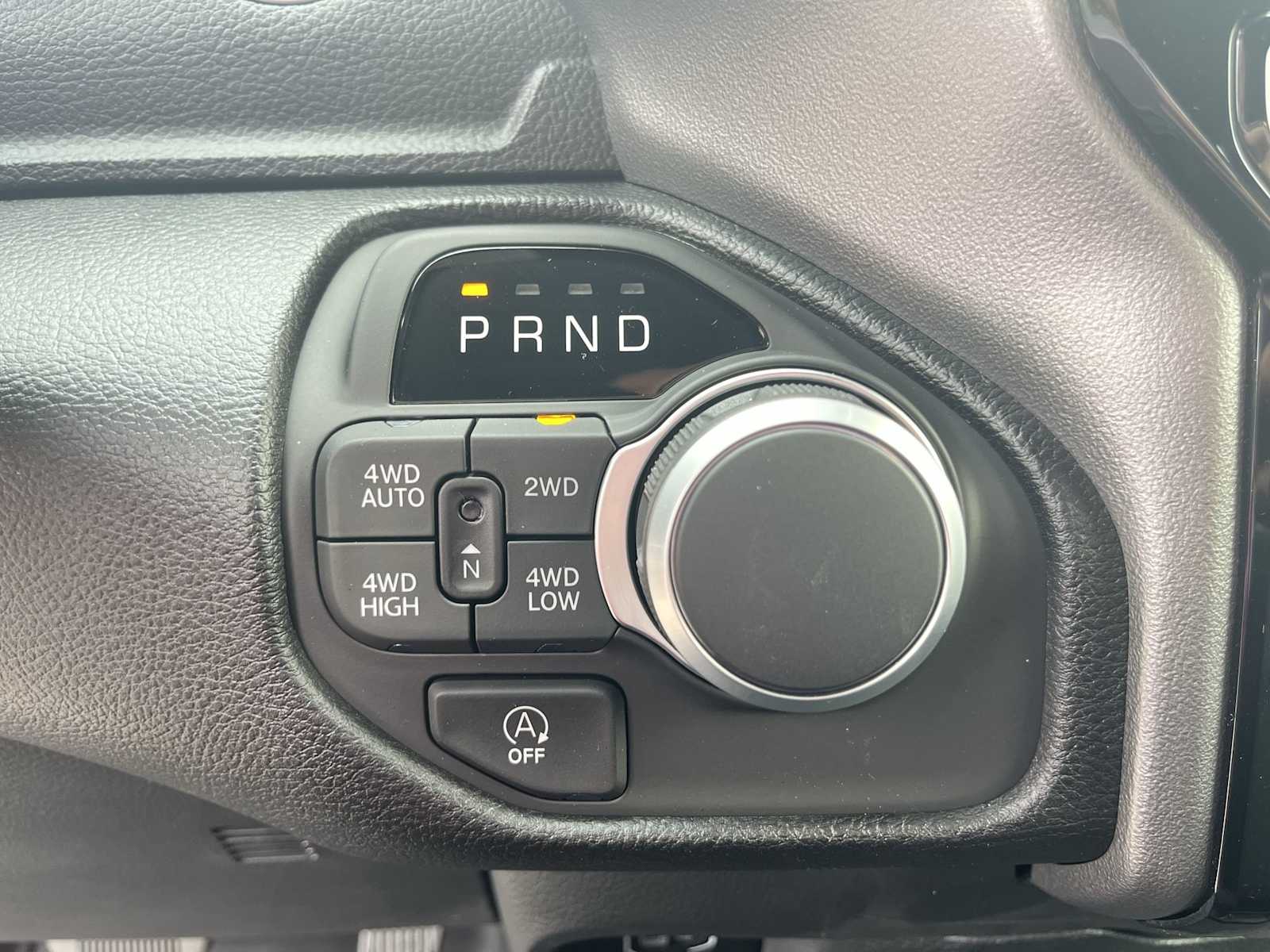 Thumbnail: 2026 RAM 1500 - 17