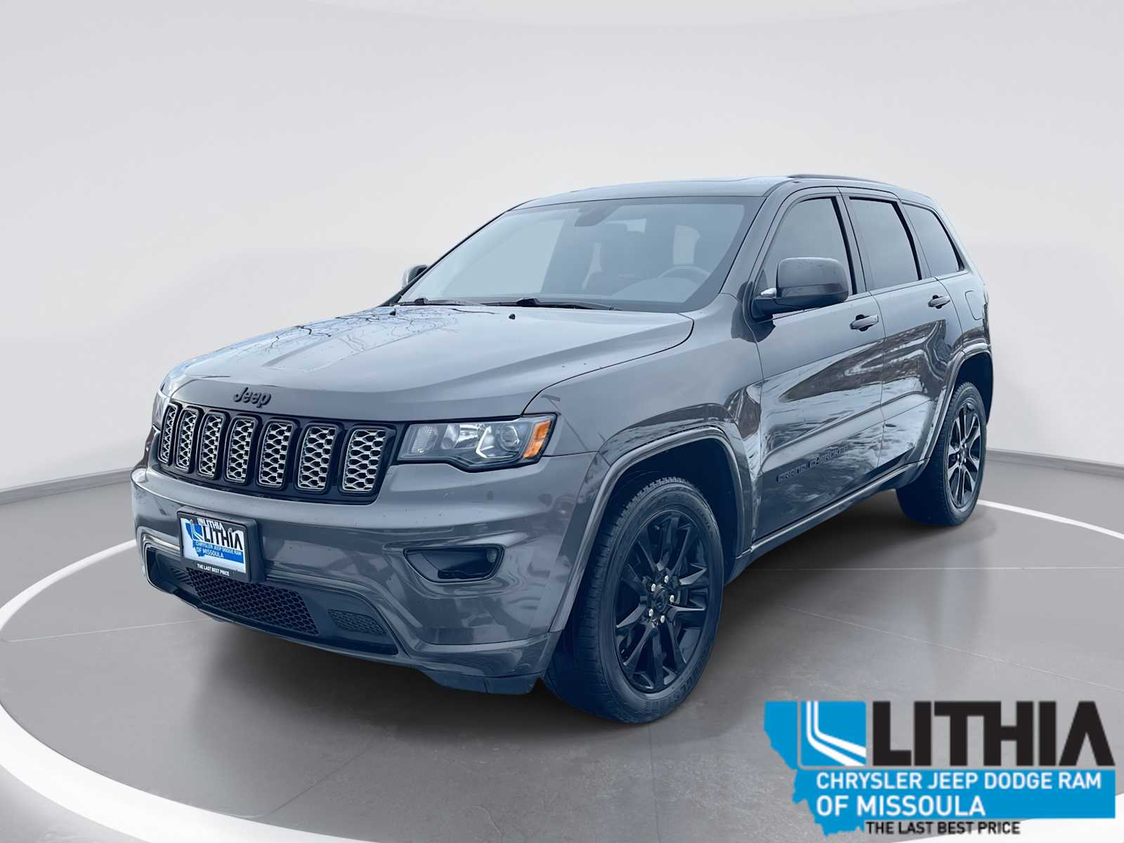 2018 Jeep Grand Cherokee Altitude's photo