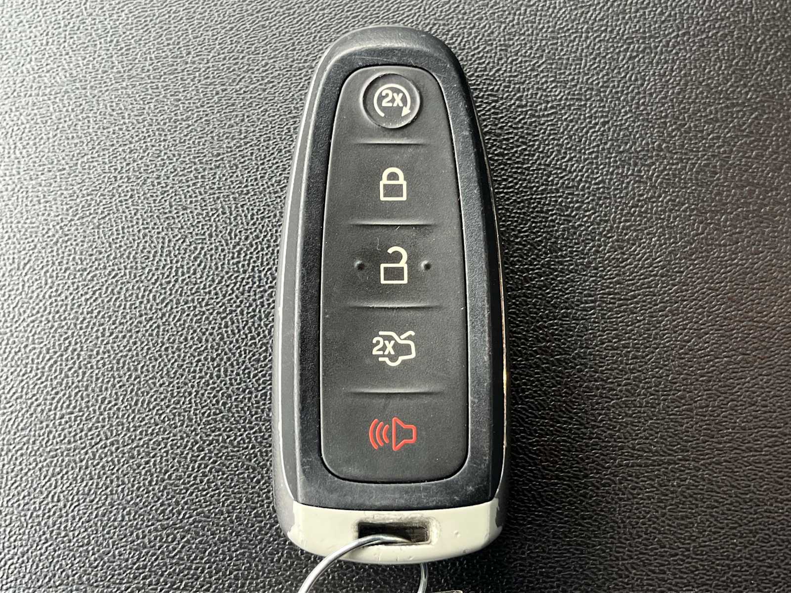 Thumbnail: 2019 Ford Taurus - 20