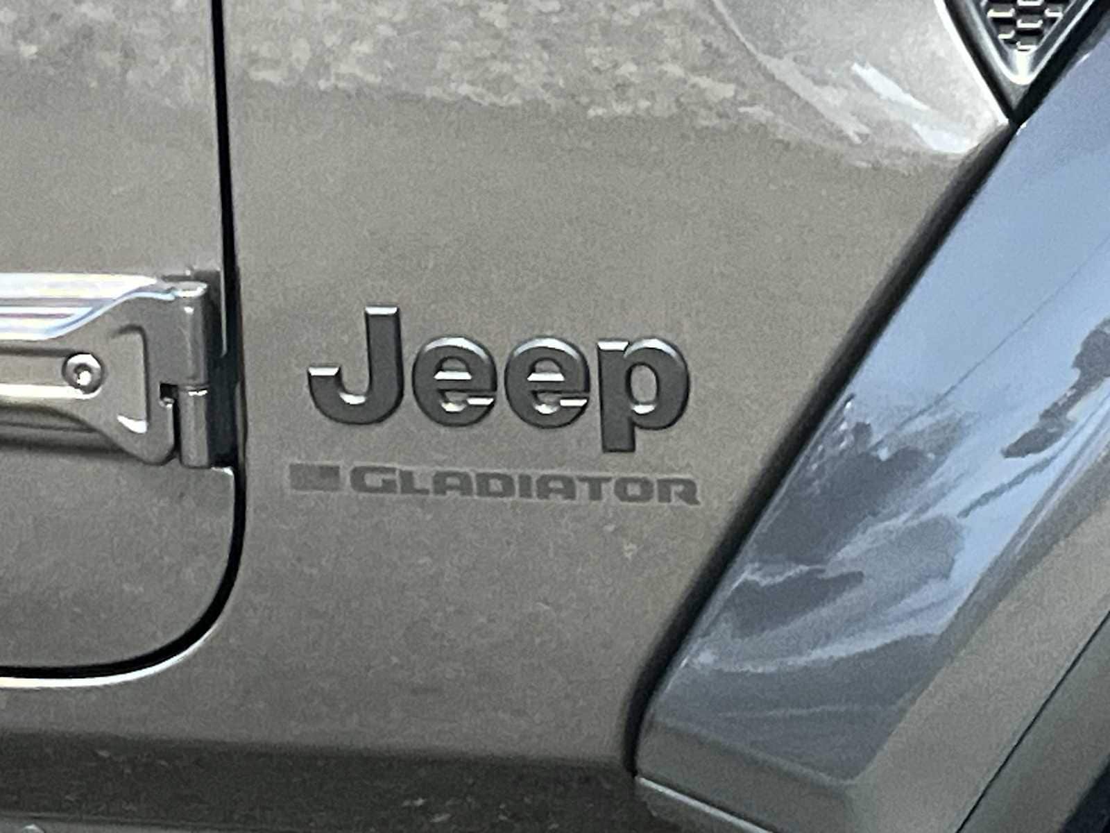 Thumbnail: 2026 Jeep Gladiator - 7