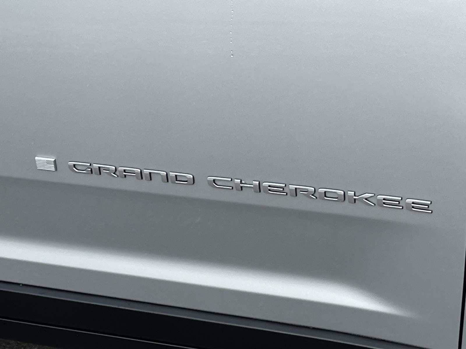 Thumbnail: 2025 Jeep Grand Cherokee - 7