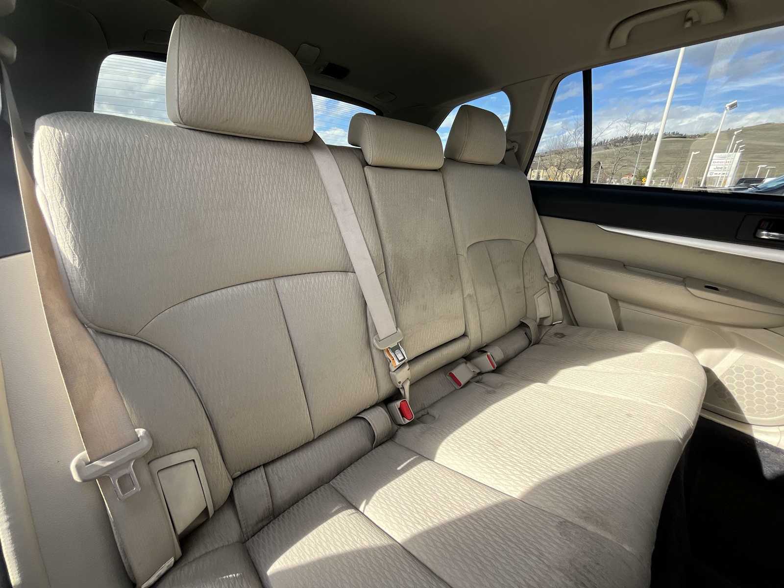 Thumbnail: 2010 Subaru Outback - 13