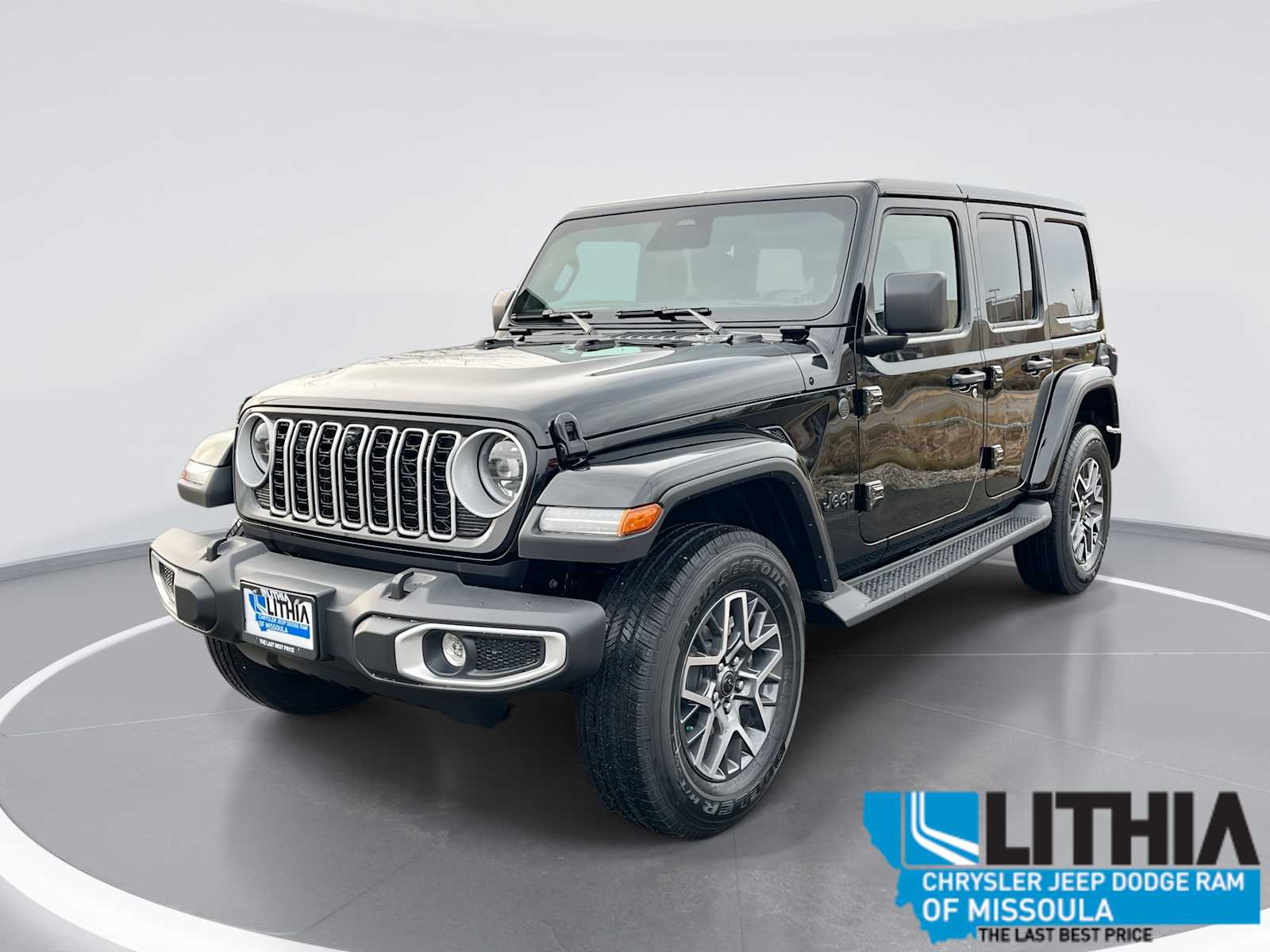 2026 Jeep Wrangler 4-Door Sahara's photo