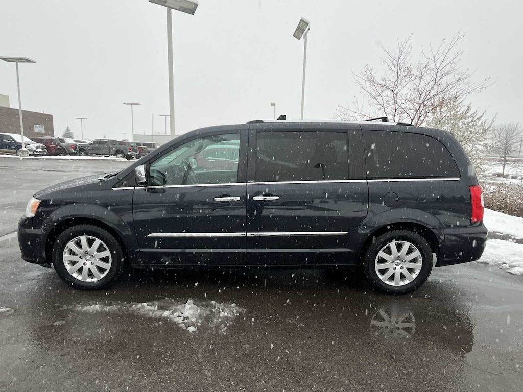 Used 2013 Chrysler Town & Country Limited Van LWB Passenger Van