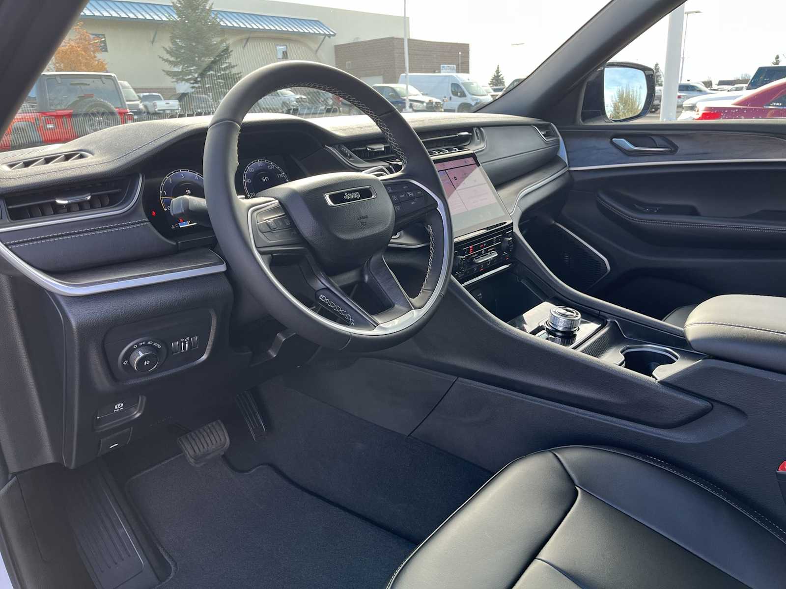 Thumbnail: 2025 Jeep Grand Cherokee - 2