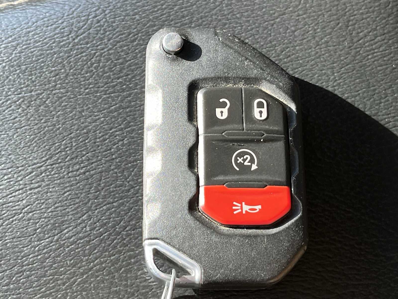 Thumbnail: 2020 Jeep Gladiator - 20