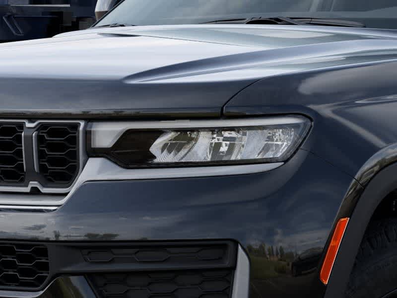 Thumbnail: 2026 Jeep Grand Cherokee - 6
