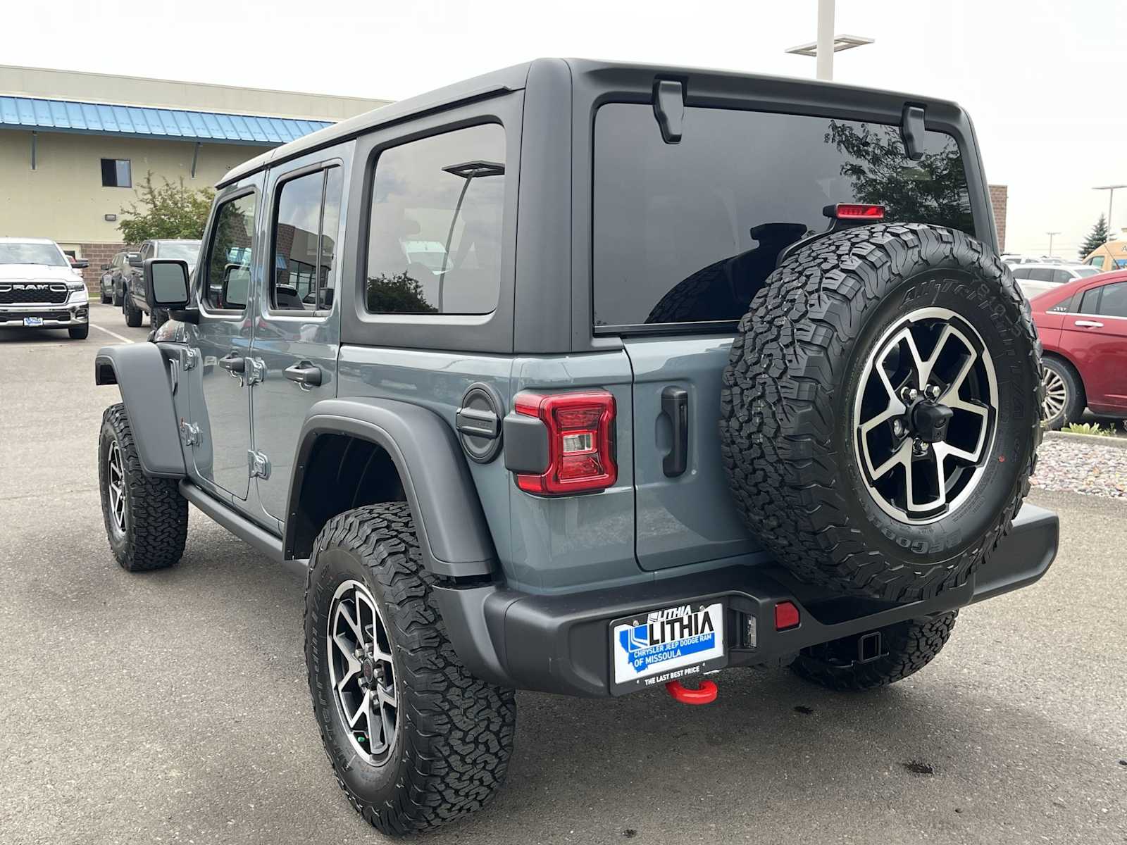 2025 Jeep Wrangler Rubicon photo 4